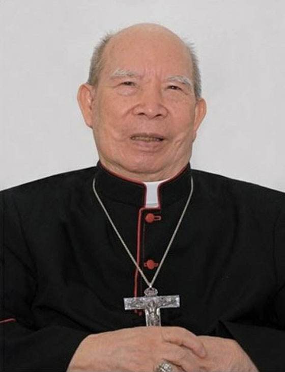 Mgr Antoine Nguyên Van Thiên, ancien Évêque de Vinh Long au Viêt Nam du Sud, Évêque titulaire d’Hispellum (Spello) en Ombrie (Italie). Décédé près de Cannes ce 13 mai à 106 ans passés de deux mois.