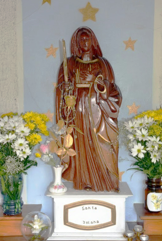 Statue de sainte Yolaine