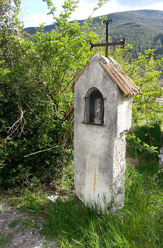 Ancien oratoire construit par la grand-mre de l